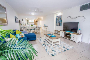 Coral Sands - Modern, Central Three-Bedroom Poolside Unit in Stunning Agnes Water